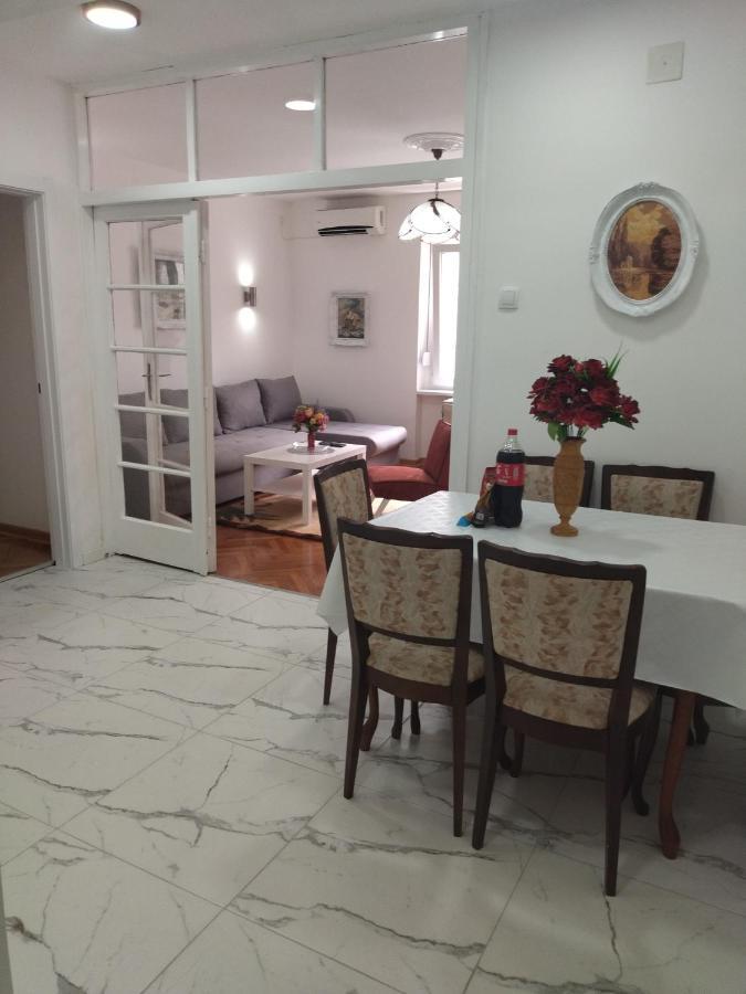 Palace Luxury Apartments The Heart Of Belgrade Extérieur photo